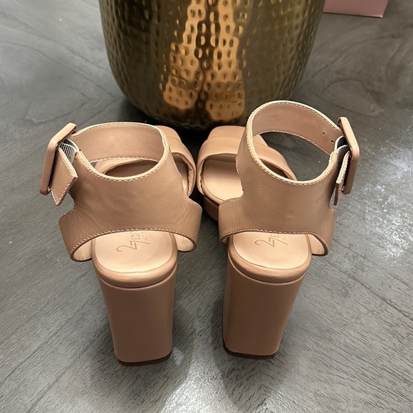 Jaselle Platform High Heel Sandal - Picture 9 of 13